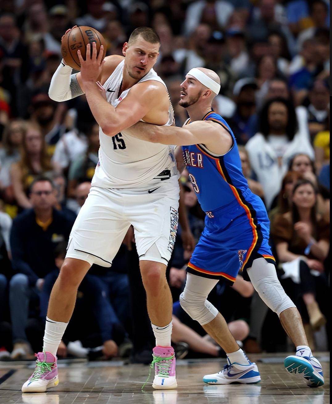 转观众对球 转观众对球