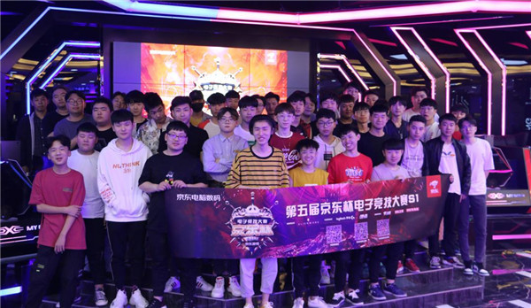 表現雖然也 表現雖然也